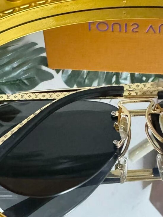 Louis Vuitton sunglasses main image 4